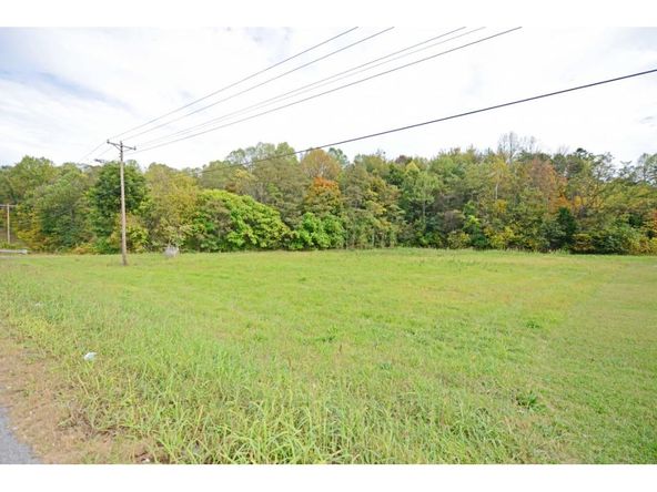 645 W Andrew Johnson Hwy, Greeneville, TN 37745